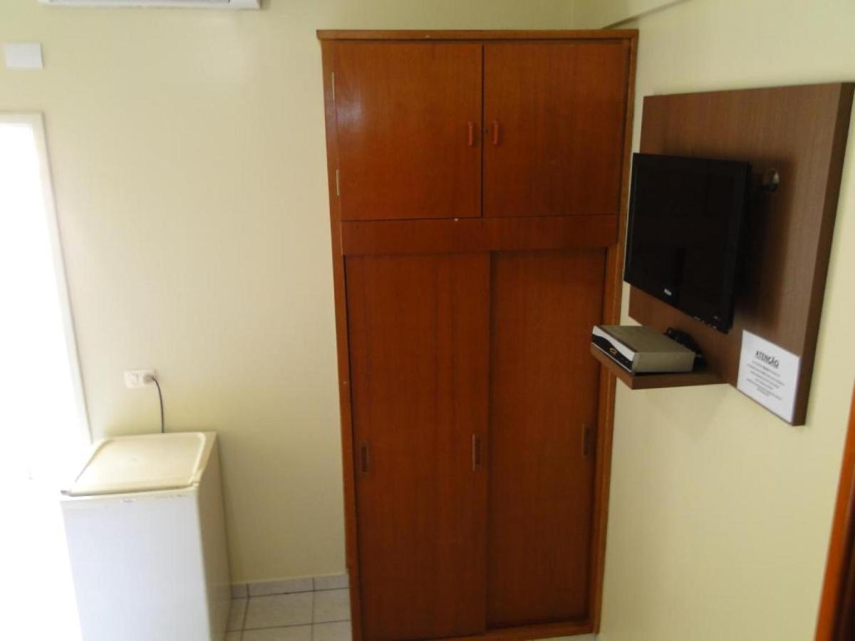 Oyo Hotel Sampaio Itumbiara Luaran gambar